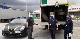 Napoli, sequestrato carico illecito di rifiuti destinato alla Libia e tonnellate di abiti provenienti dalla Svizzera
