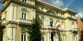 LA VIDEO INTERVISTA Caserta, presidente Camera di commercio De Simone: “Sistema impastoiato dalla burocrazia, così non si va da nessuna parte”