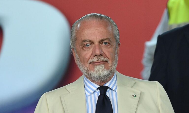 Per i tifosi del Napoli gli auguri del presidente: “Che il futuro possa tingersi di un azzurro radioso”