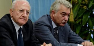 Distribuzione vaccini, scontro aperto tra De Luca ed Arcuri. Il presidente : “Pronti a chiedere l’invalidazione del Piano”