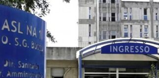 Falsi messaggi di allarme sul vaccino, i vertici dell’Asl Na1: “Notizie false e sconsiderate!”