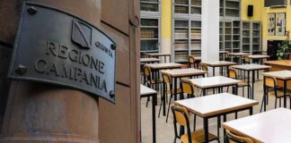 Riapertura scuole in Campania: si riparte con le Elementari, ma lunedì potrebbero arrivare ulteriori provvedimenti