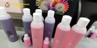 Portici: Guardia di finanza sequestra oltre 22mila prodotti per la cosmesi non a norma