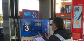 Gasolio miscelato con olio lubrificante, sequestrato distributore a S. Nicola la Strada