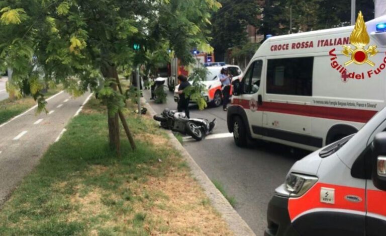 Quarto: con lo scooter contro un pullman di linea, perde la vita un cittadino extracomunitario di 43 anni
