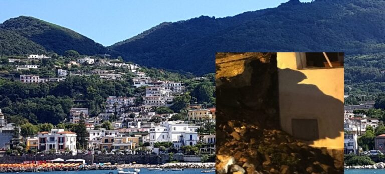 Casamicciola: paura nella notte, crolla albergo ‘Terme di Santa Rita’