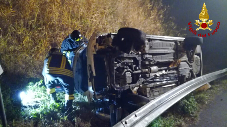 Apice: drammatico incidente nella notte, muore sul colpo un ragazzo di 23 anni