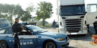 Area di servizio San Nicola: cinque ragazzi afghani trovati all’interno di un Tir