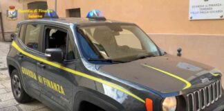 Salerno, documenti falsi per ottenere crediti di imposta: ai domiciliari un commercialista ed un suo collaboratore