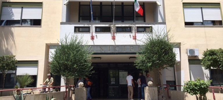 Orta di Atella, Gaudino ancora in guerra con una parte dei Dem e Riformisti. Il senatore Di Micco sogna un assessorato, Arena desaparecidos