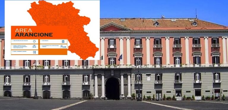 Covid, bilancio di un anno: in Campania 4120 vittime, e da questa sera a Napoli Palazzo del Governo illuminato nelle ore serali