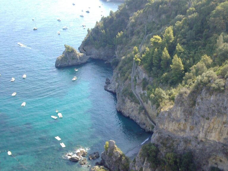 Amalfi: al via la progettazione per la messa in sicurezza di sei costoni rocciosi
