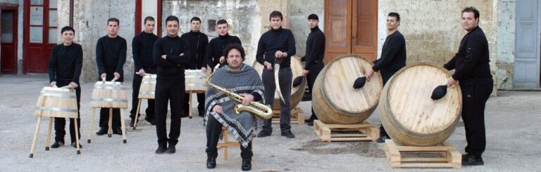 Rinviata a domani l’esibizione di Enzo Avitabile e i Bottari di Portico al Festival di Sanremo