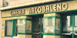 Napoli perde un altro pezzo della sua storia: chiuso lo storico cinema Arcobaleno
