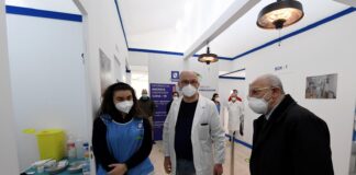 L’Asl Napoli 1 Centro: niente code all’esterno dei centri vaccinali. Categorie fragili: per avvio procedura necessario medico di base