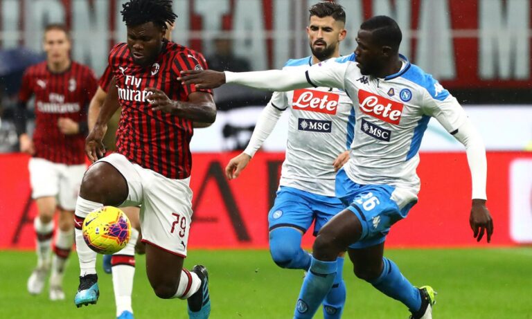 Milan-Napoli in campo alle 20,45: Ibrahimović ancora out, Lozano non convocato