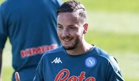 Tegola sul Napoli, Rrahmani resterà fuori almeno tre settimane: lesione all’adduttore