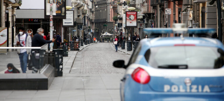 Napoli: in crescita del 49 per cento in una settimana i casi di covid