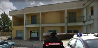 Trentola Ducenta: rapina da 80 mila euro all’ufficio postale, ferita guardia giurata