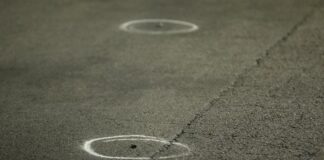 Carinaro: un uomo ferito da colpi di pistola alle gambe all’interno dell’area industriale