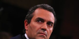 De Magistris condannato per diffamazione, ma il sindaco: “Per me è come una medaglia e vi spiego perché…”