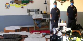 Napoli, contraffazione marchi: 22 persone denunciate, sequestrati 17 opifici e 550 mila capi tra abbigliamento ed etichette false