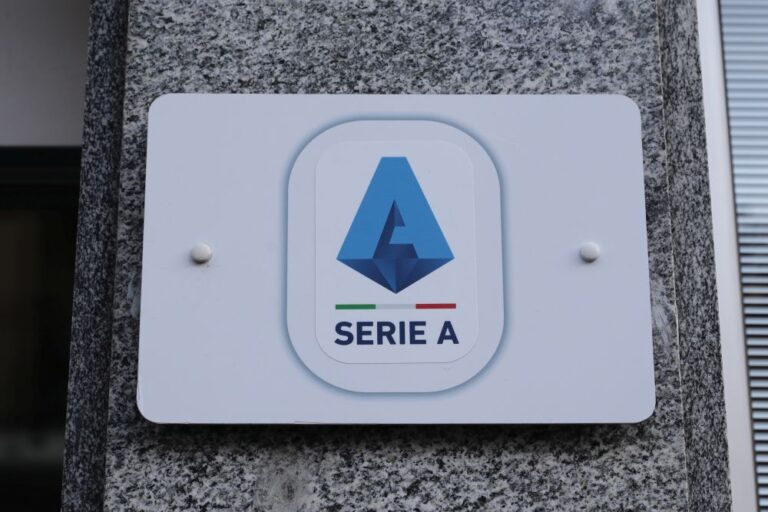 Lega di serie A, riunione terminata: presenti anche Inter, Milan ed Juve. De Laurentiis: “Jp? Non so, io a quell’ora dormivo…”