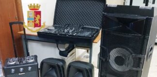 Napoli. Decine di giovani sorpresi a ballare: 41 denunce e due arresti