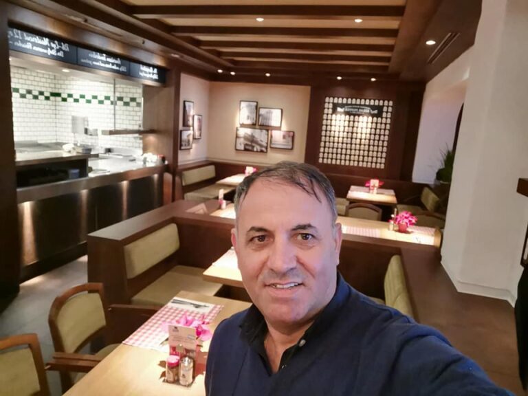 Ci ripensa il ristoratore di Aversa: “Poco fegato da parte dei colleghi, continuo anch’io solo con asporto!”