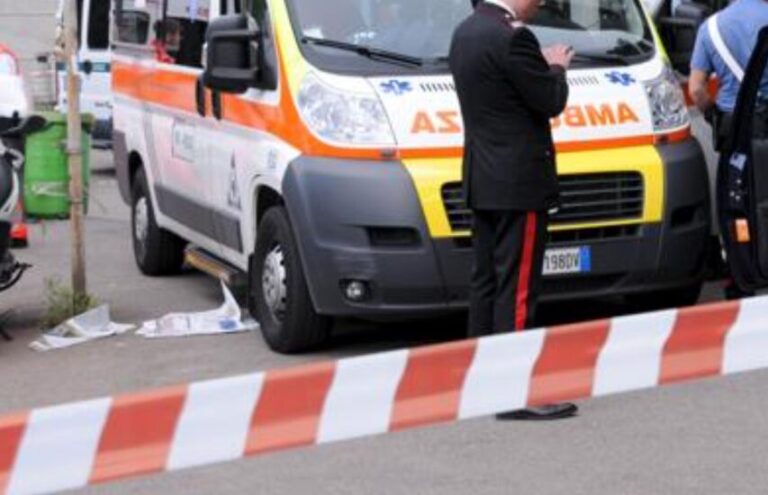 Napoli: uomo di nazionalità rumena, ucciso a coltellate dopo una lite in strada