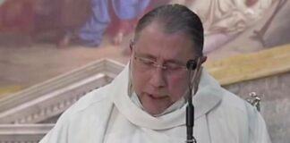 Curia di Caserta in lutto, addio a don Pietro De Felice: un delicato intervento chirurgico non è bastato a salvargli la vita