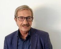 Addio ad Ernesto Paolozzi, uno dei più raffinati pensatori partenopei