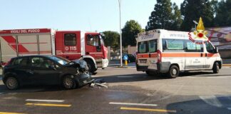 Un altro tragico incidente stradale nel Napoletano, muore 16enne, due ragazzi feriti