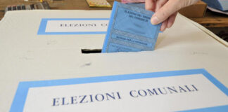 Foto alla scheda elettorale nel Napoletano, tre denunce