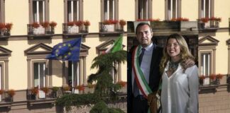 Comunali, de Magistris rilancia: “Il candidato di Pd e 5 Stelle? Alessandra Clemente!”