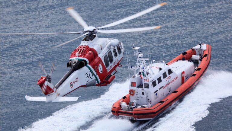 ULTIM’ORA Ischia, un 15enne si lancia nel dirupo per una delusione d’amore