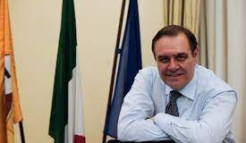 Politiche, Mastella fornisce il suo numero di telefono: “Rispondo direttamente ai cittadini”