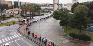 Napoli, vaccini senza prenotazioni: 14 centri pronti ad accogliere migliaia di persone