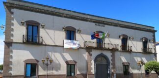 Castel Volturno: il sindaco Petrella annuncia le proprie dimissioni nel corso del Consiglio Comunale