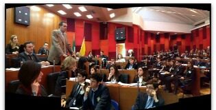 Napoli: solo tredici consiglieri presenti, salta nuovamente la seduta consiliare