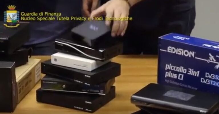 Pezzotto nel mirino della Polizia Postale: oscurati 1 milione e mezzo di utenti, denunciate 45 persone