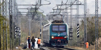 Tragico incidente sulla linea Cancello-Sarno, uomo investito sui binari