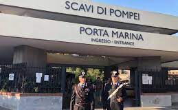 Scavi di Pompei, ambulanti abusivi: denunce e 17mila euro di sanzioni