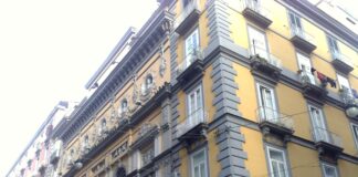 Ragazza trovata senza vita all’interno del teatro Bellini, si tratterebbe di suicidio