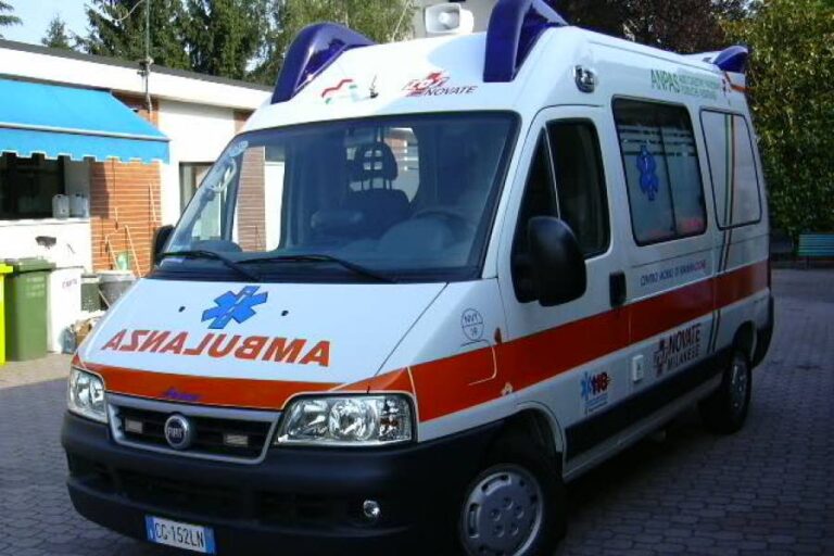 Grave incidente stradale nel Beneventano, un morto e due feriti: bambina di 10 anni ricoverata in ospedale a Napoli
