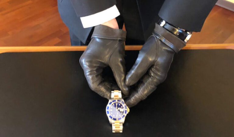 Rapine di Rolex tra Firenze e Torino, mandato di arresto per sette persone residenti in Campania