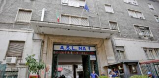 Colpi di pistola durante i festeggiamenti, poliziotto ferito all’addome