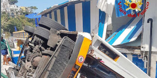 Bus precipitato a Capri, non si esclude un malore del giovane conducente
