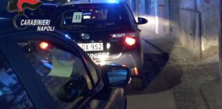 Napoli, in manette due carabinieri per “soffiate” e favori ai boss del clan Longobardi-Beneduce di Pozzuoli