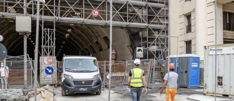 Consegnato il cantiere della Galleria Vittoria a Napoli, lavori dal 2 agosto: dureranno 4 mesi
